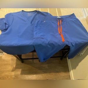 Figs 2xl scrub set blue